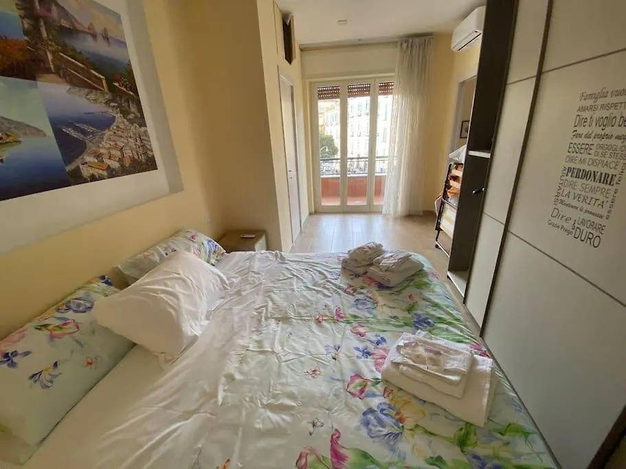 شقة A Casa Di Ninetta نابولي